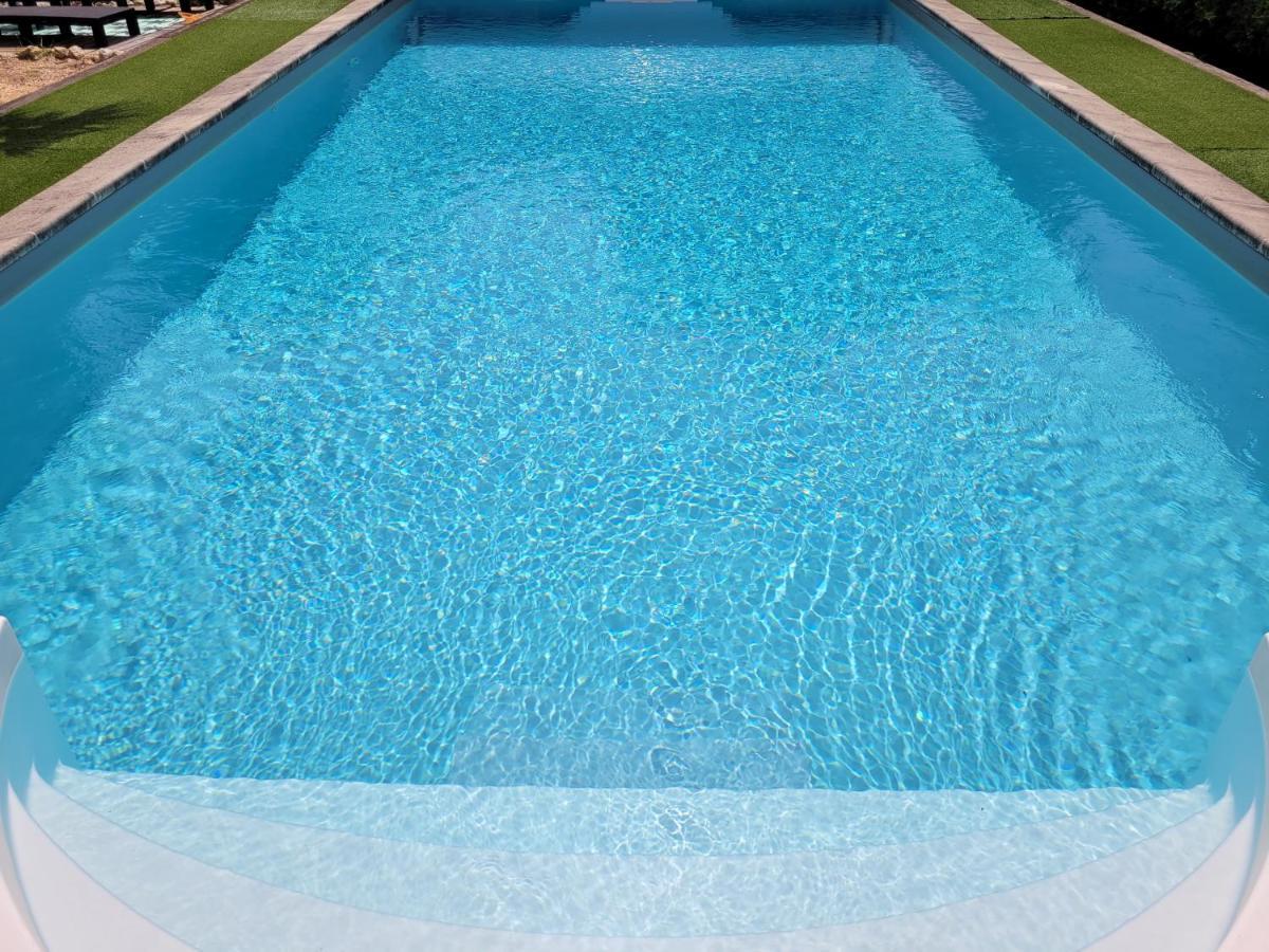 Chambre Vigne, Piscine Spa Fitness Lugon et l'Ile du Carney Exterior photo