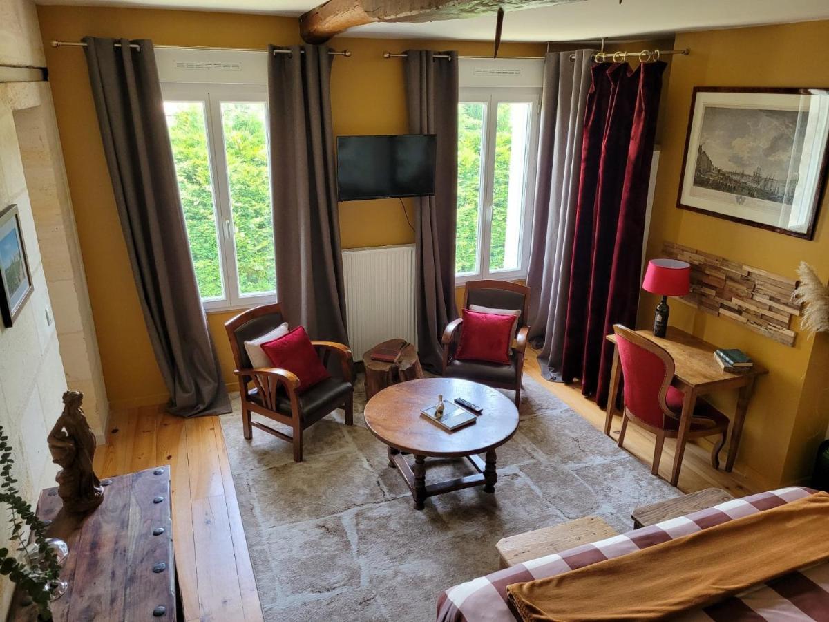 Chambre Vigne, Piscine Spa Fitness Lugon et l'Ile du Carney Exterior photo