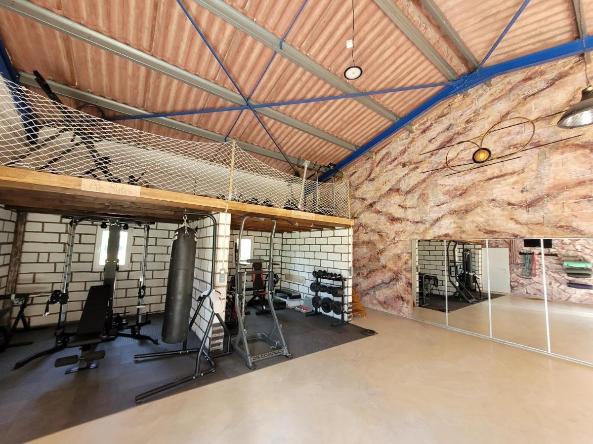 Chambre Vigne, Piscine Spa Fitness Lugon et l'Ile du Carney Exterior photo